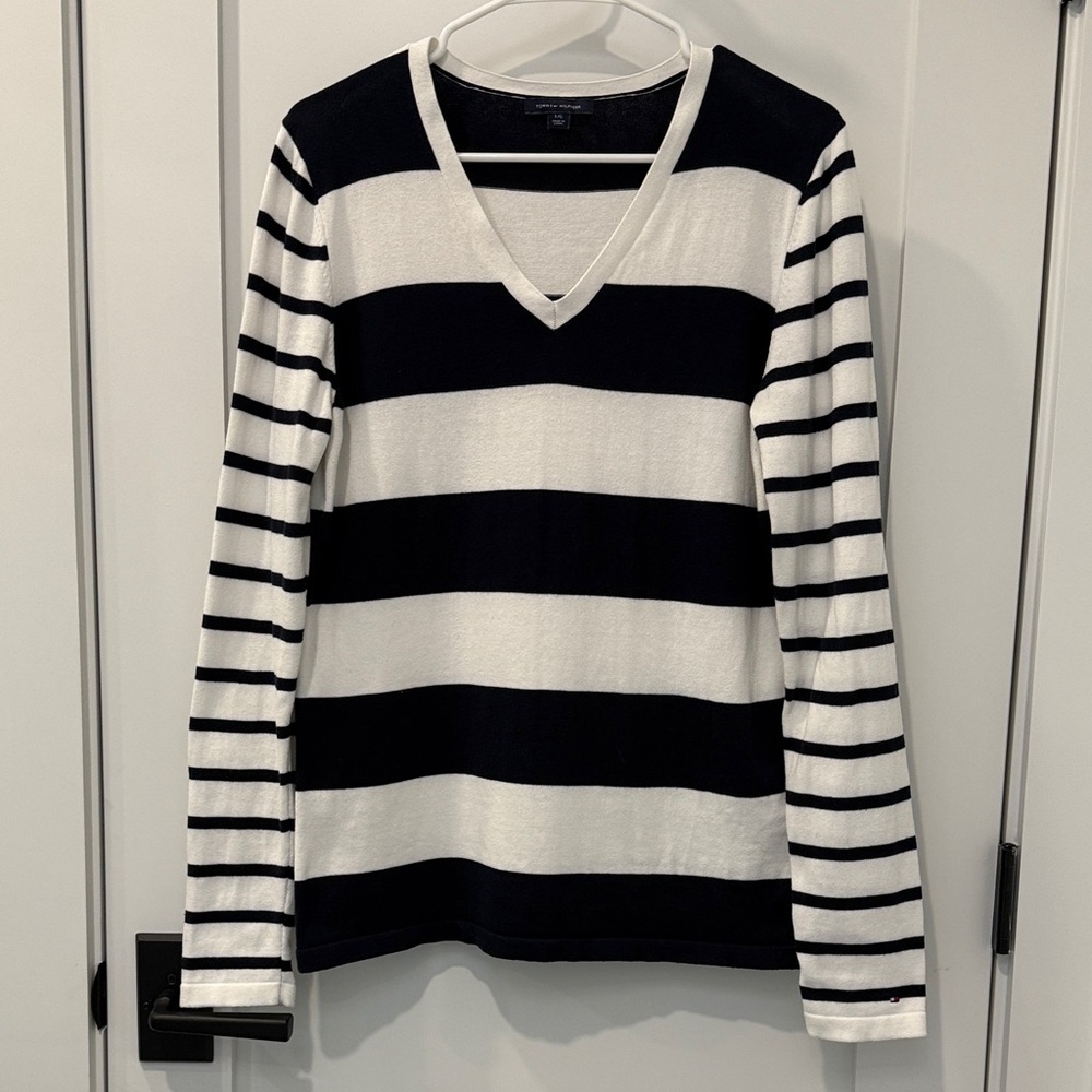Tommy Hilfiger 100% Cotton Dark Navy and White Striped V-Neck Sweater